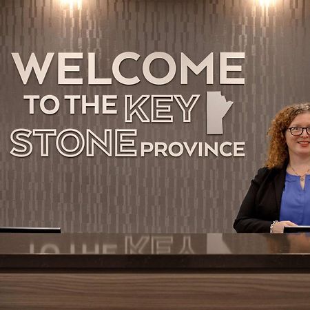 Hampton Inn By Hilton Winnipeg Downtown Екстер'єр фото