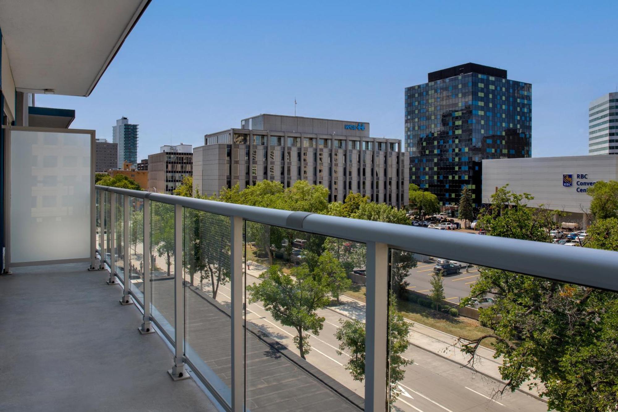 Hampton Inn By Hilton Winnipeg Downtown Екстер'єр фото