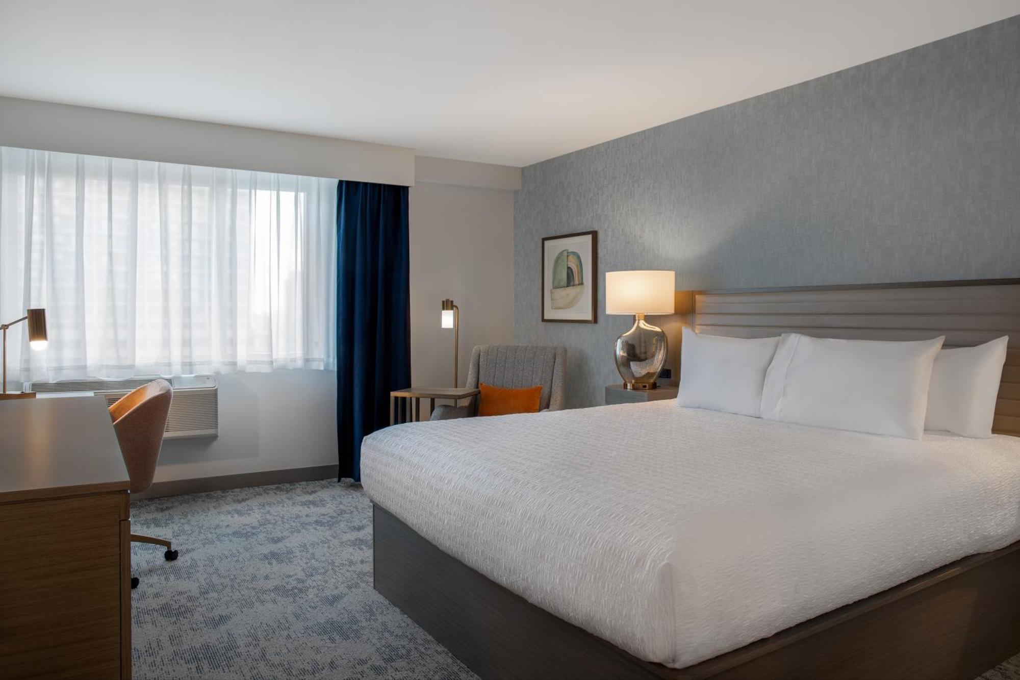Hampton Inn By Hilton Winnipeg Downtown Екстер'єр фото