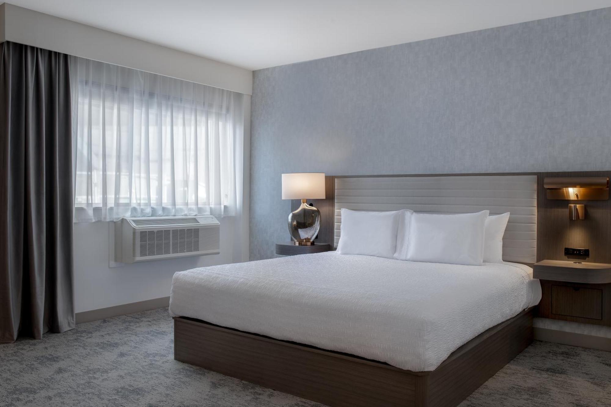 Hampton Inn By Hilton Winnipeg Downtown Екстер'єр фото