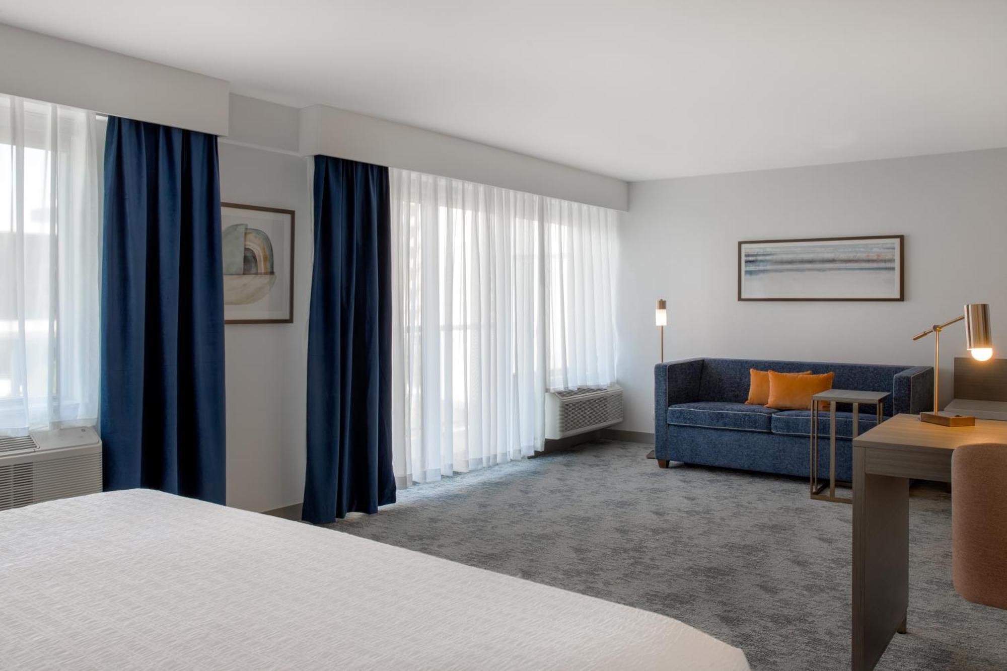 Hampton Inn By Hilton Winnipeg Downtown Екстер'єр фото