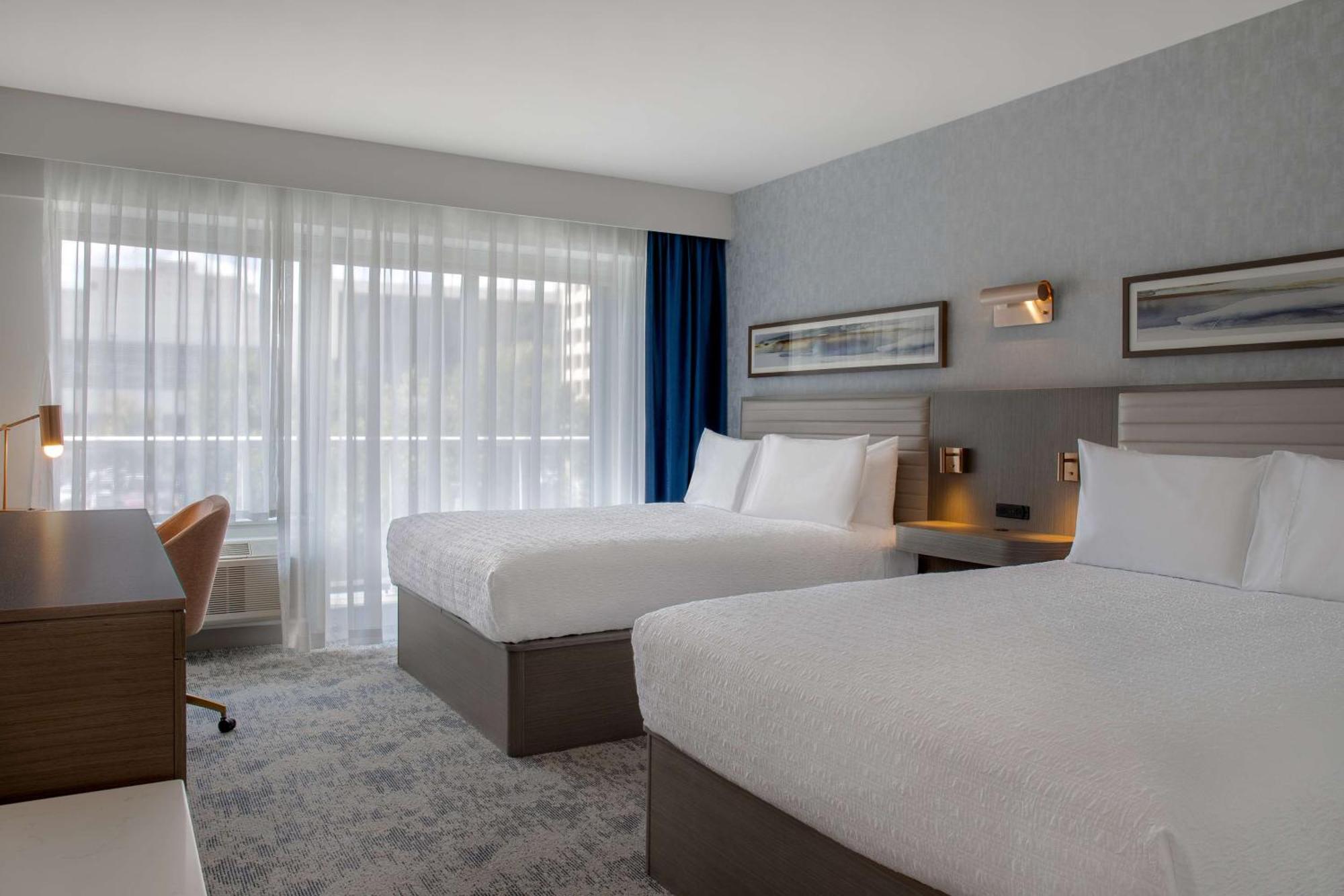 Hampton Inn By Hilton Winnipeg Downtown Екстер'єр фото
